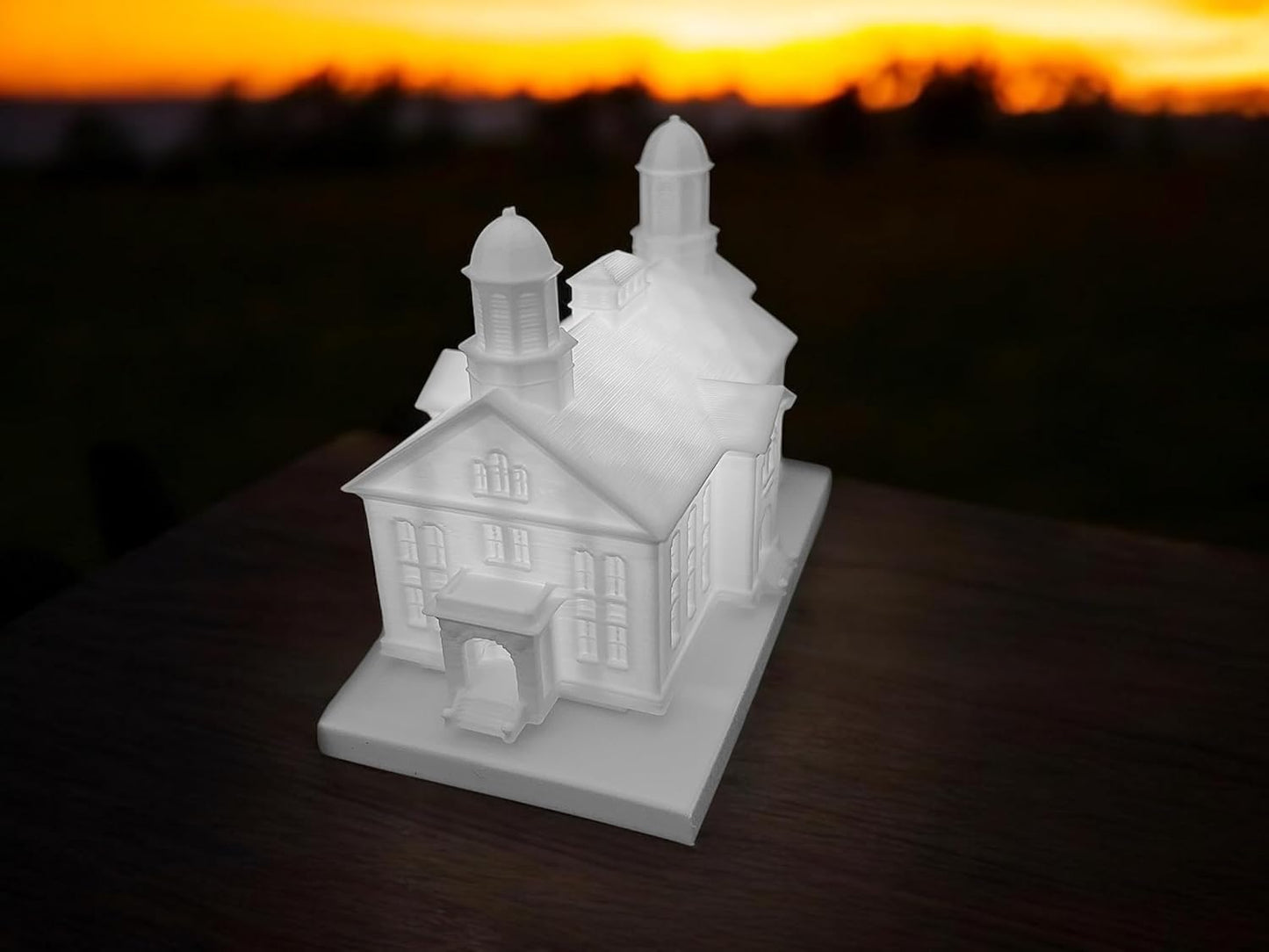 Vernal Utah Temple-Inspired Personalized Photo Lamp – Custom LDS Wedding Statue; Anniversary Gift