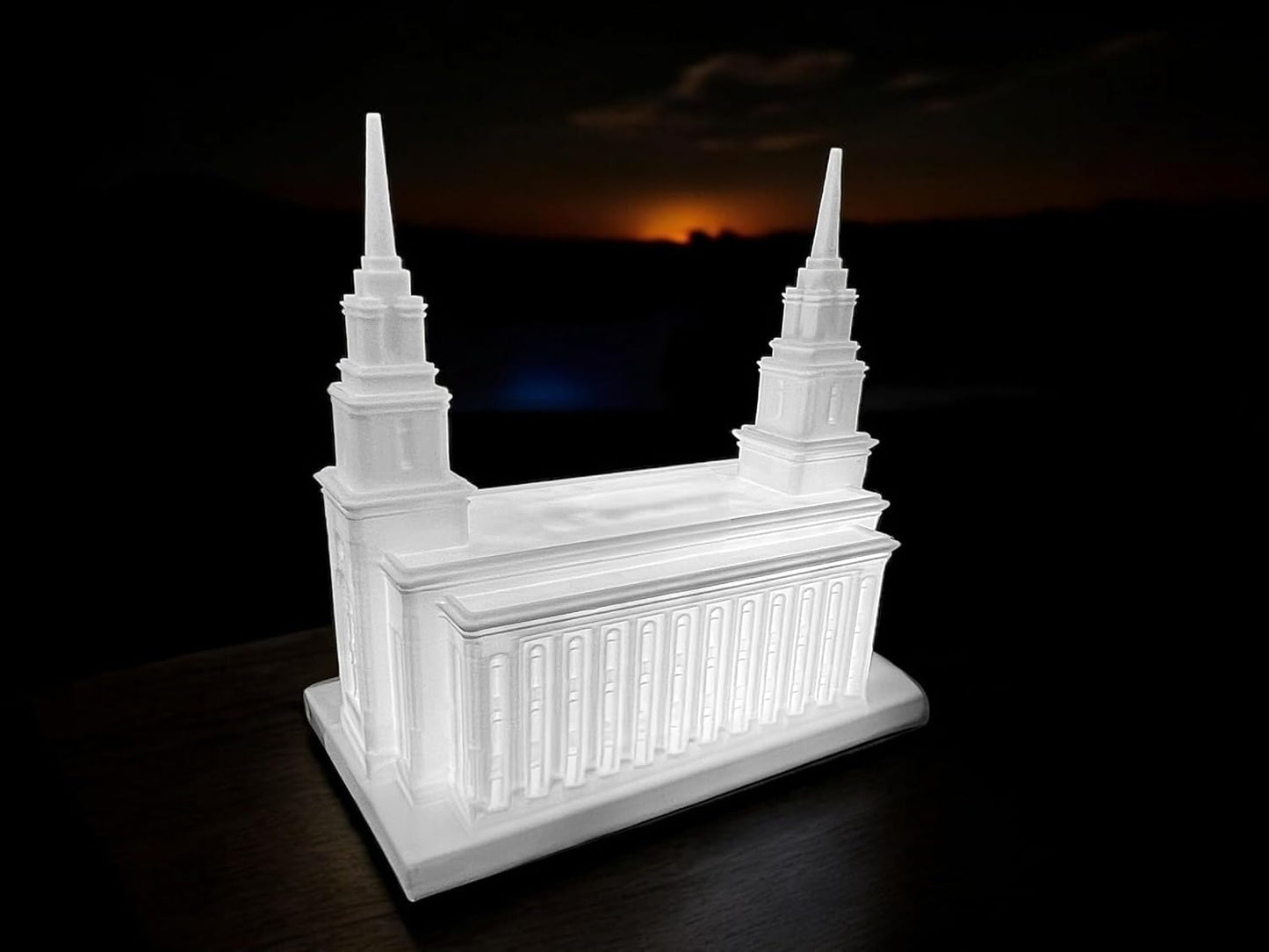 Layton Utah Temple-Inspired Personalized Photo Lamp – Custom LDS Wedding, SealingStatue; Anniversary Gift