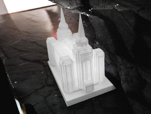 Brigham City Utah Temple-Inspired Personalized Photo Lamp – Custom LDS Wedding, Sealing Statue; Anniversary Gift