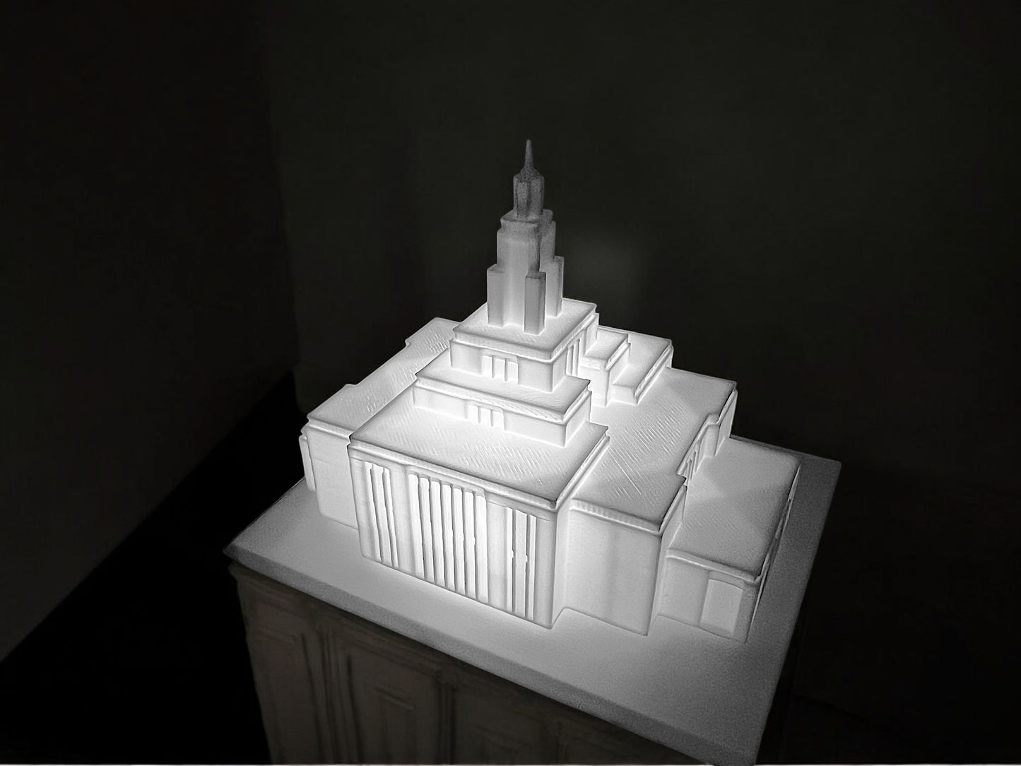 Draper Utah Temple-Inspired Personalized Photo Lamp – Custom LDS Wedding, Sealing Statue; Anniversary Gift